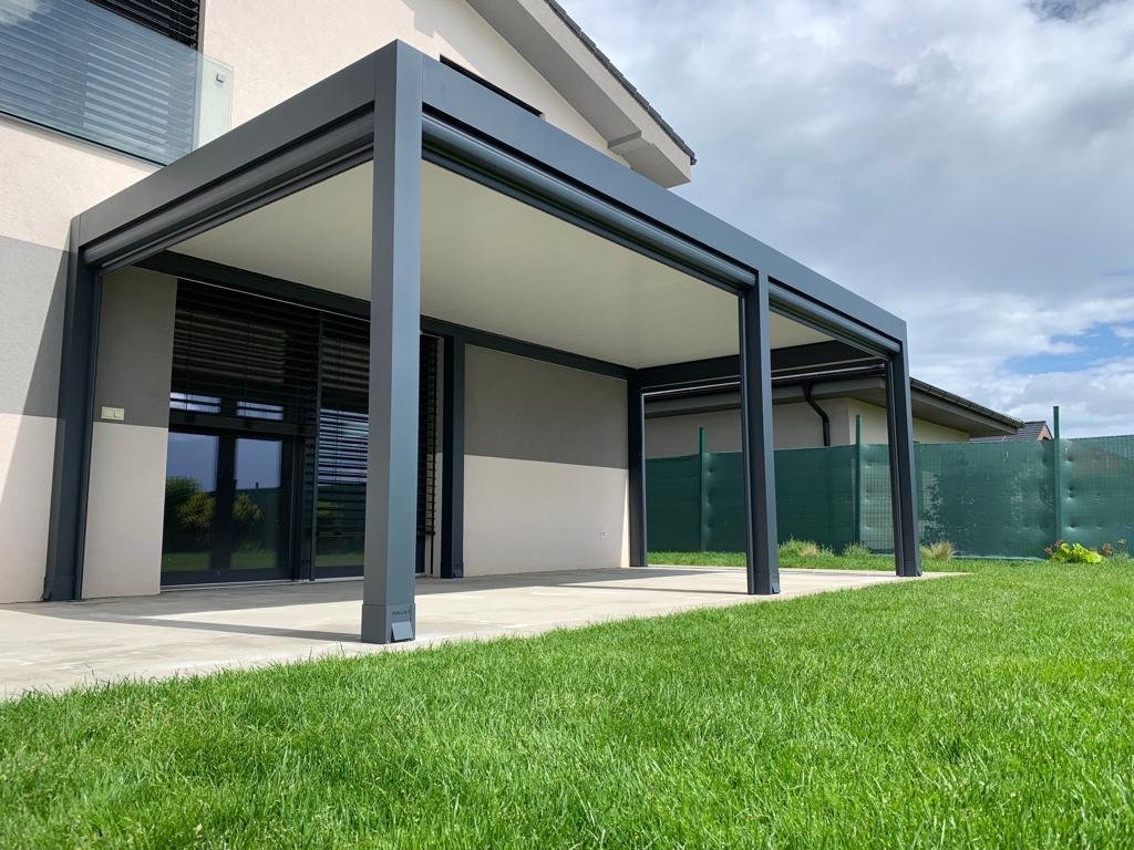Optimaal van de lente genieten met een pergola! 3 Terrasoverkapping aluminium